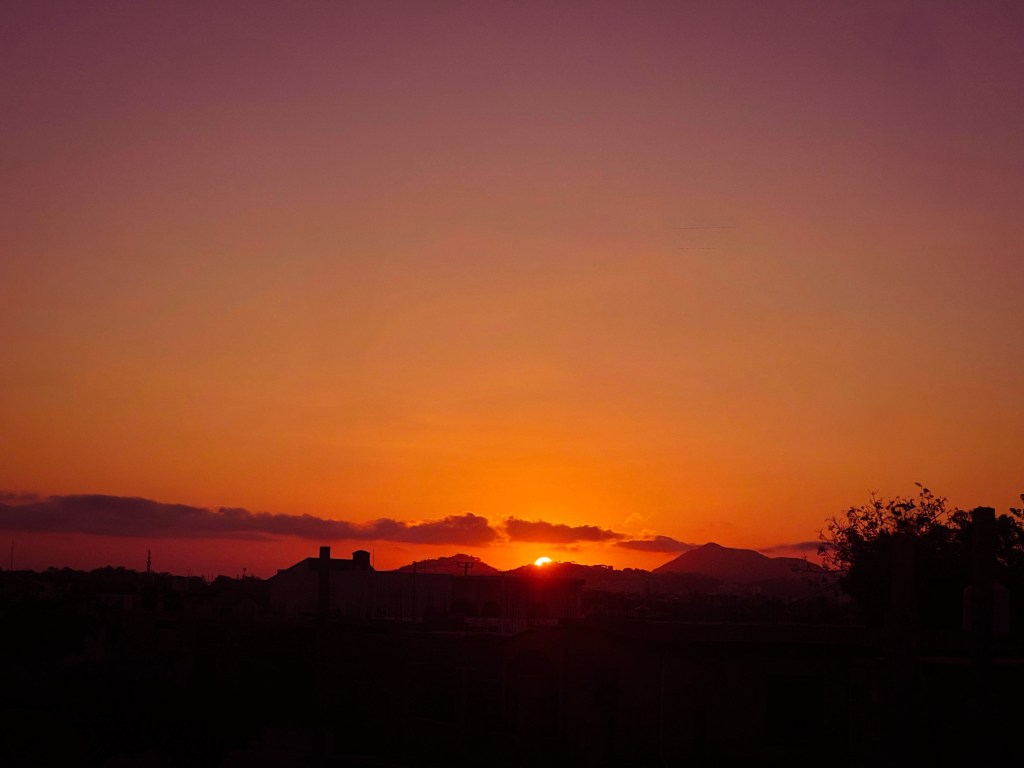 Crepúsculo Carmesí